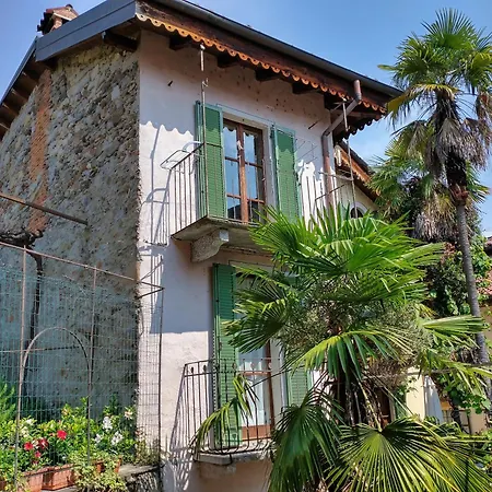 Casa vacanze Fontanino - Casetta Nel Borgo Vicino Al Lago *